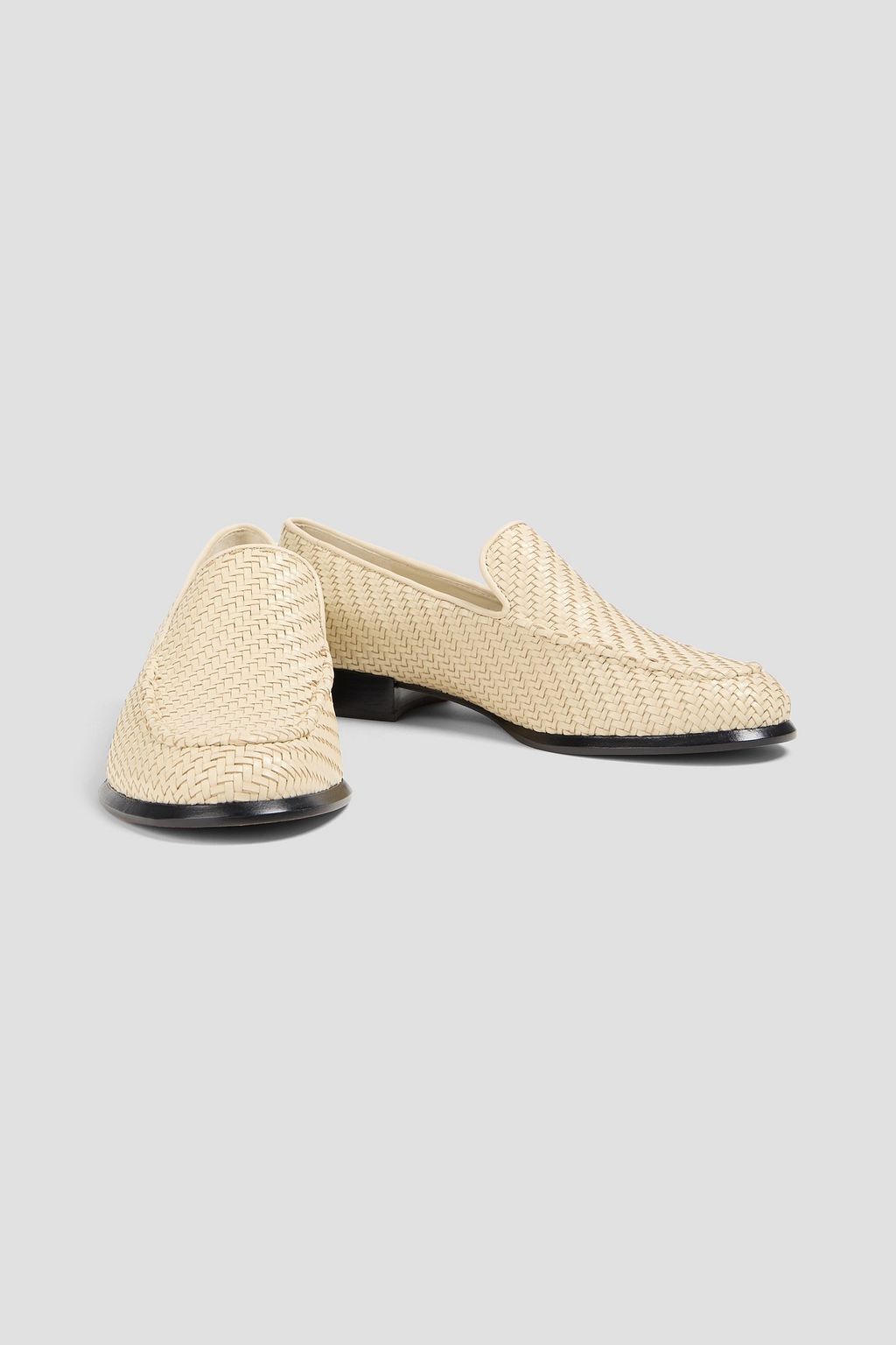 VINCE. حذاء لوفر "نعومي" من الجلد المنسوج