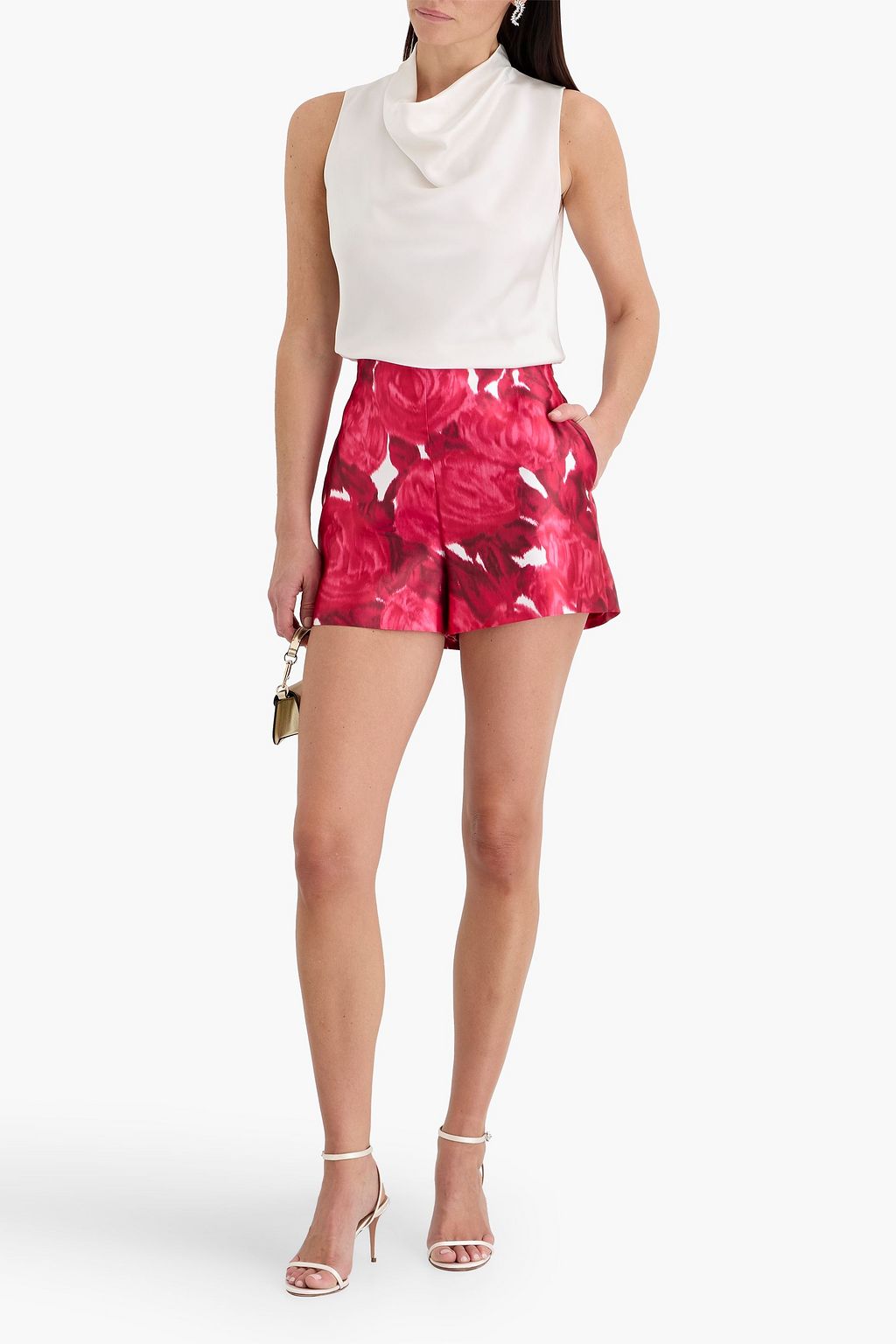 valentino ワイドショーツ　シルク VALENTINO GARAVANI Printed satin shorts | THE OUTNET
