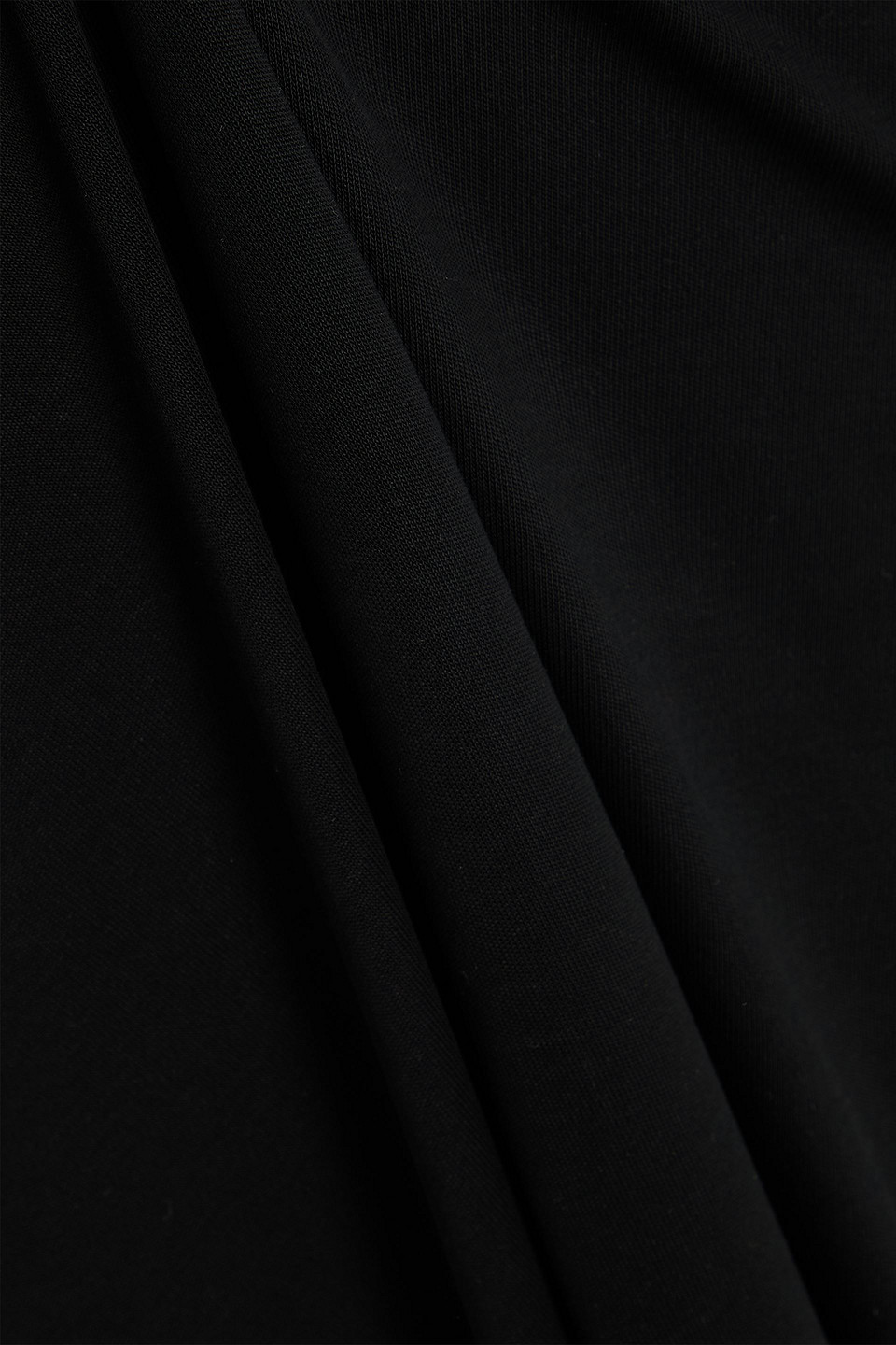 Totême Long-sleeve Slouch Waist Viscose Dress In Black