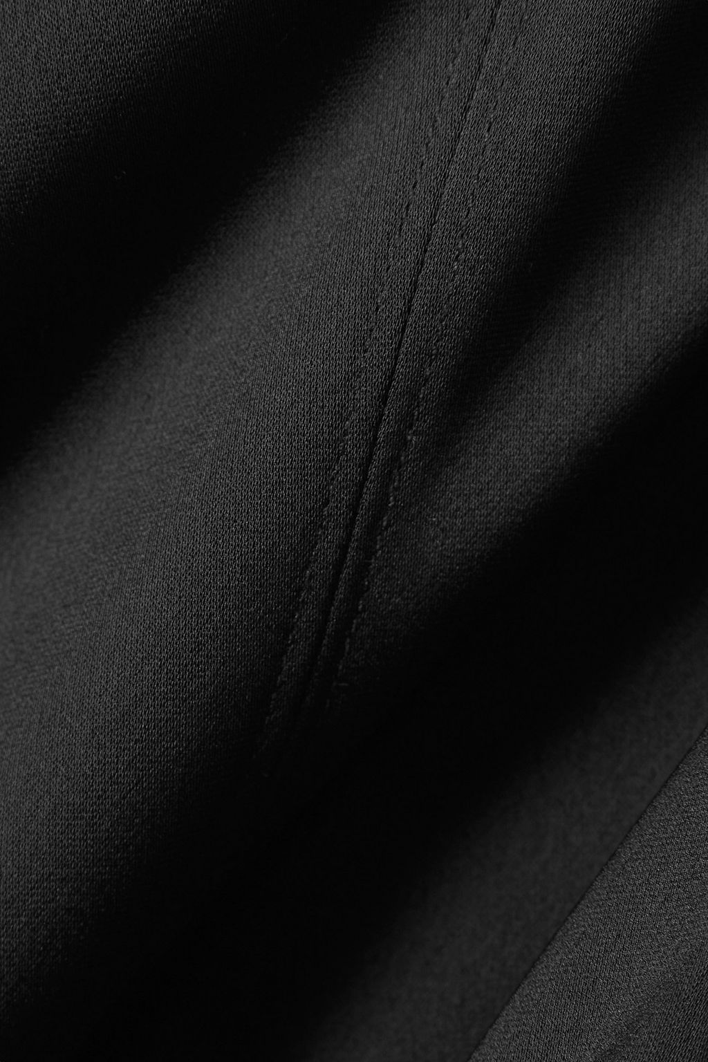 KSUBI 새틴 크레이프 텅 바디수트