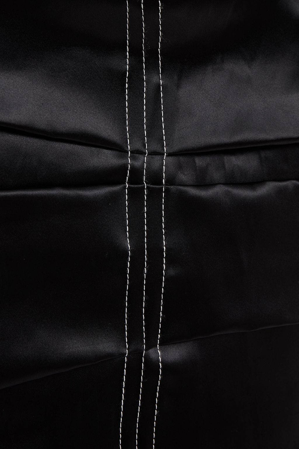 ACNE STUDIOS تنورة من الساتان المزين بالكشكش مع ثنيات