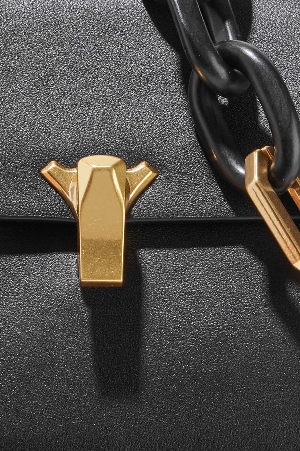 THE VOLON Textured-leather shoulder bag