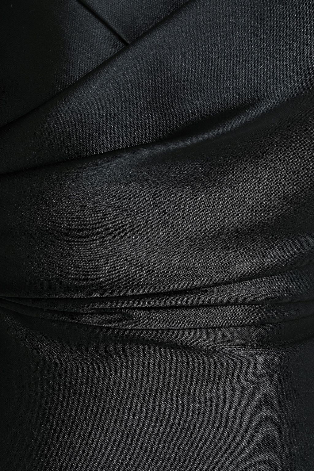 MONIQUE LHUILLIER Off-the-shoulder ruched satin gown