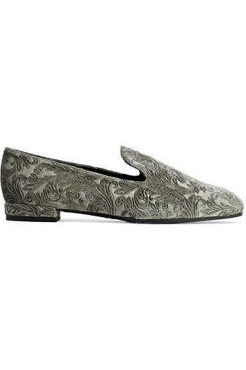 stuart weitzman flat shoes