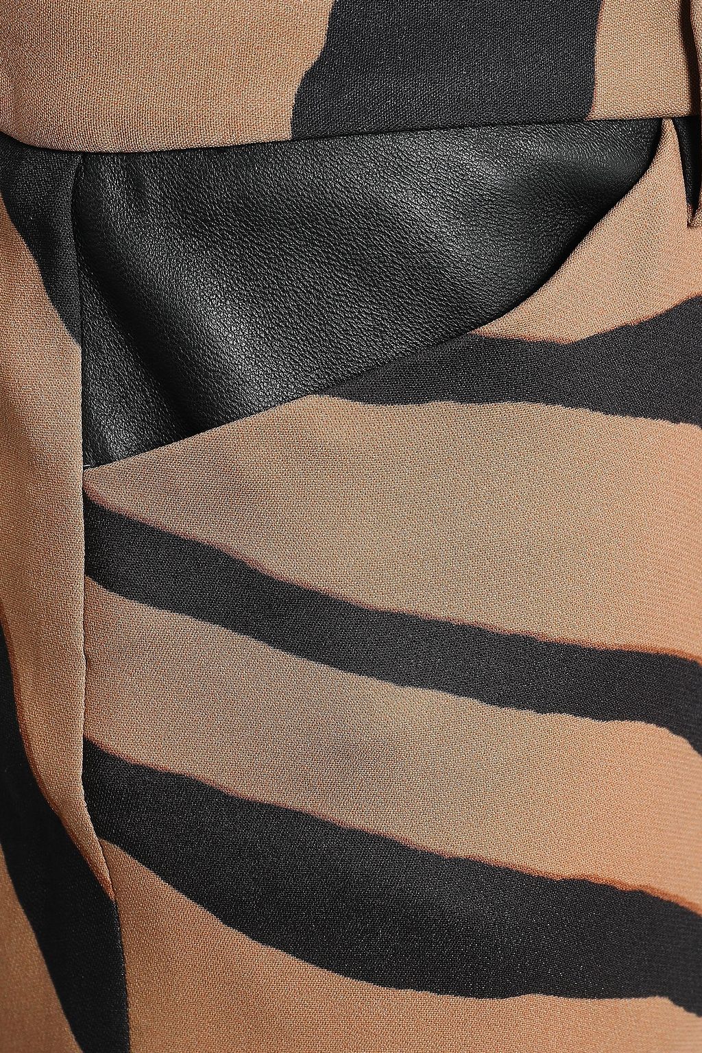 ROBERTO CAVALLI Cropped zebra-print crepe slim-leg pants